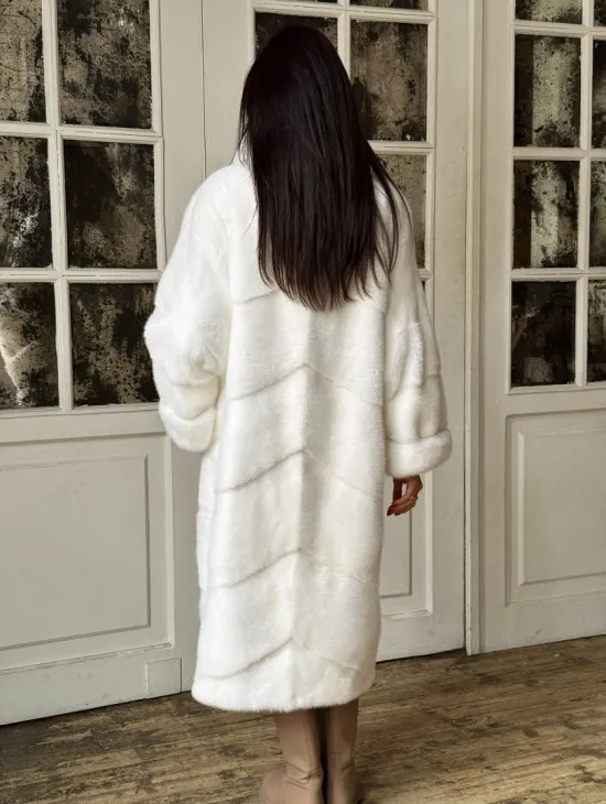 Эксклюзивная белая норковая шуба NAFA LUX английский воротник