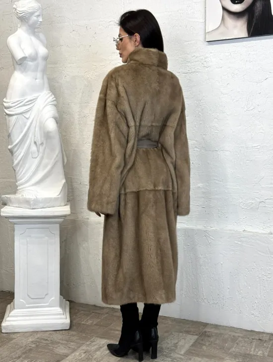 Элегантная норковая шуба кимоно с V-образным воротником в цвете Pastel