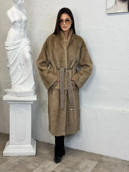 Элегантная норковая шуба кимоно с V-образным воротником в цвете Pastel