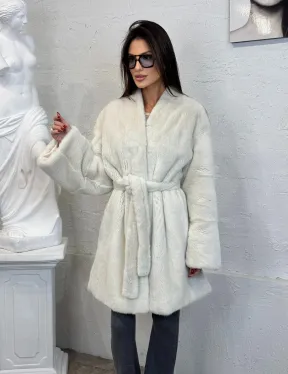 Светлая норковая шуба - халат средней длины из велюровой норки