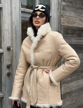 Женская шуба - дубленка двухсторонняя из натурального меха тиградо, стойка воротник