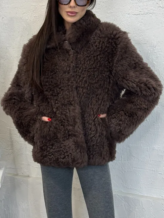 Полушубок - куртка женская из натуральной овчины с воротником апаш