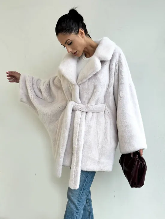 Premium шуба Летучая мышь из меха норки SAGA FURS с потайным меховым поясом