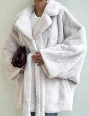 Premium шуба Летучая мышь из меха норки SAGA FURS с потайным меховым поясом