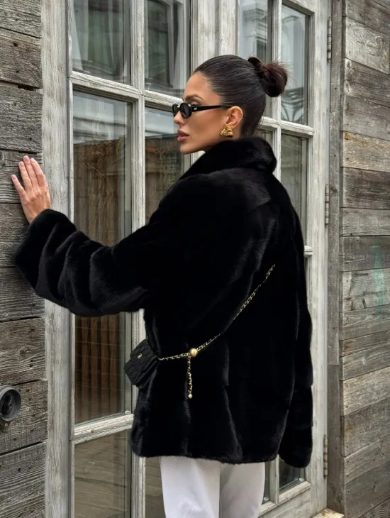 Черный короткий полушубок из плюшевой норки VELVET с английским воротником