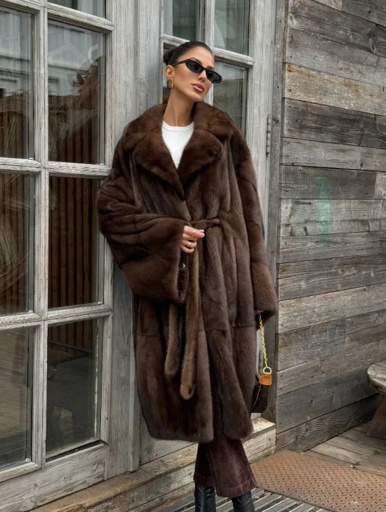 Шуба - кимоно Chic Fashion из норки орех с английским воротником