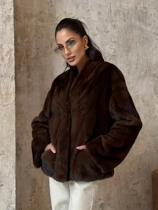 Полушубок женский из меха аукционной норки Браун Вельвет