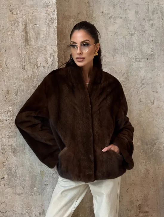 Полушубок женский из меха аукционной норки Браун Вельвет