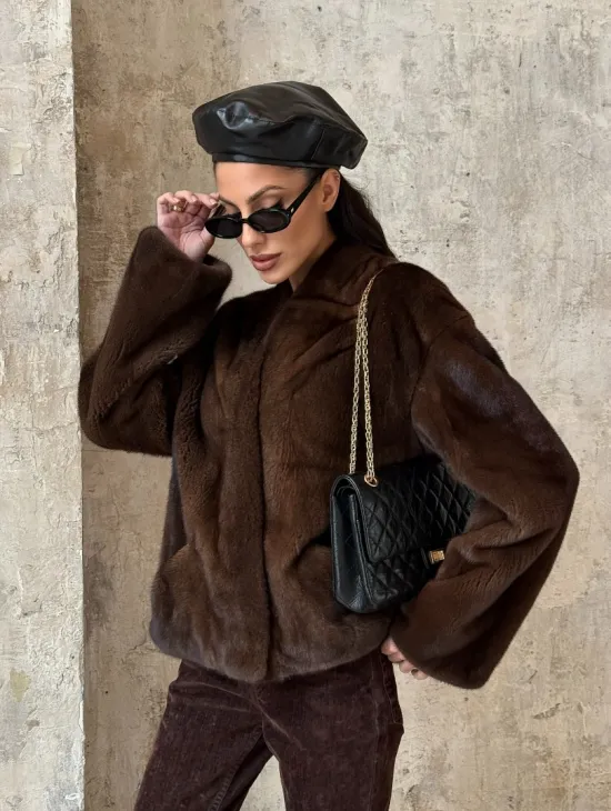 Полушубок женский из меха аукционной норки Браун Вельвет