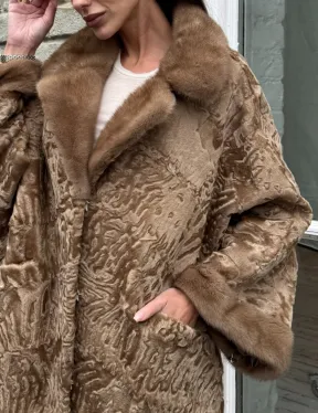 Женская шуба из меха каракуля GOLD кимоно паркет английский воротник