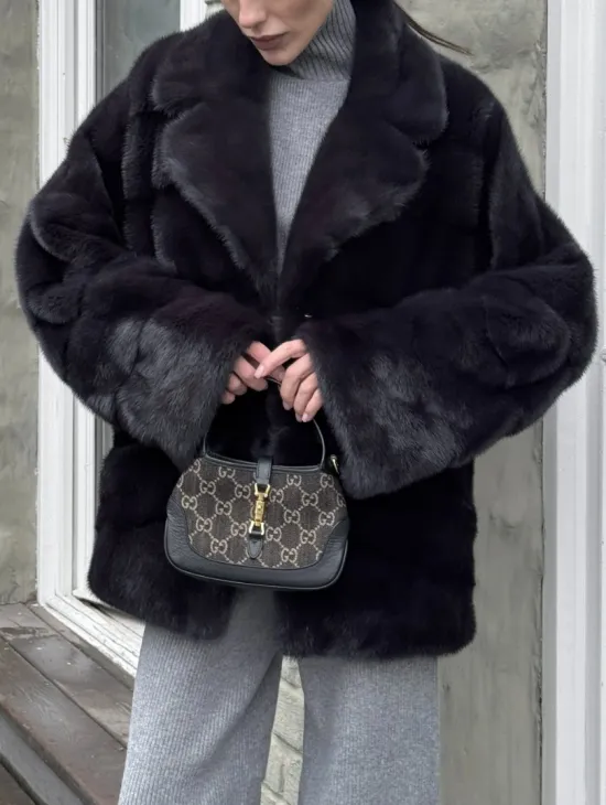 Меховой полушубок - автоледи из натуральной норки с английским воротником