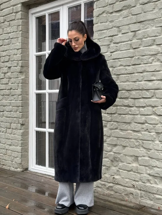 Норковая шуба PREMIUM из аукционной плюшевой норки с капюшоном