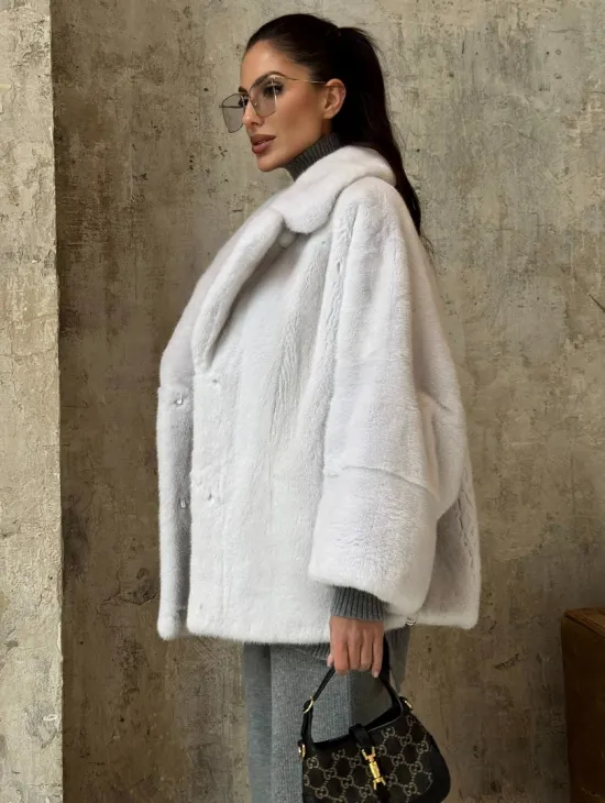 Шуба автоледи из импортной плюшевой норки White с английским воротником