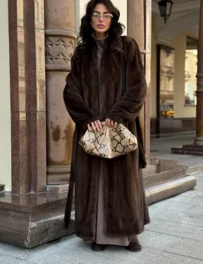 Модная длинная норковая шуба «зима 2025» из скандинавской норки - цвет орех