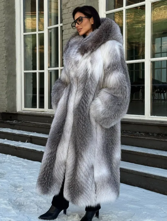 Длинная шуба из меха Arctic Fox с капюшоном, росшив - серая