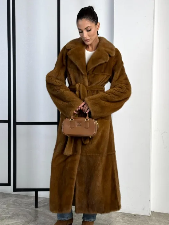 Классическая длинная норковая шуба под пояс - английский воротник