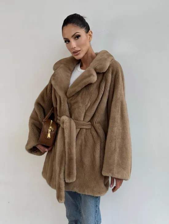 Шуба норковая SAGA FURS летучая мышь в натуральном цвете пастель