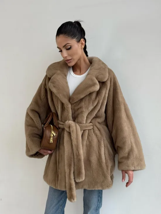 Шуба норковая SAGA FURS летучая мышь в натуральном цвете пастель