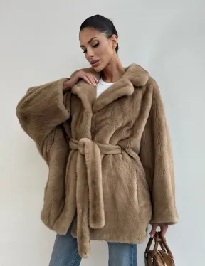 Шуба норковая SAGA FURS летучая мышь в натуральном цвете пастель