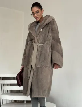 Норковая шуба кимоно с капюшоном кобра в натуральном сером цвете