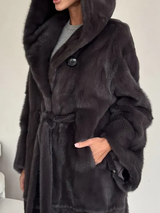 Зимняя норковая шуба с капюшоном - цвет графит