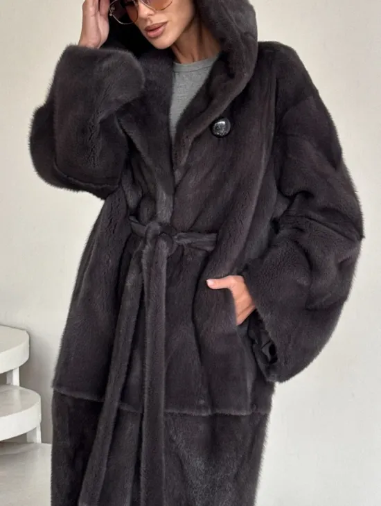 Зимняя норковая шуба с капюшоном - цвет графит