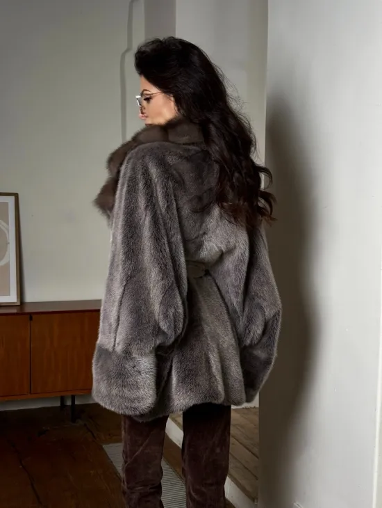 Женский норковый полушубок с воротником из куницы, фасон - летучая мышь