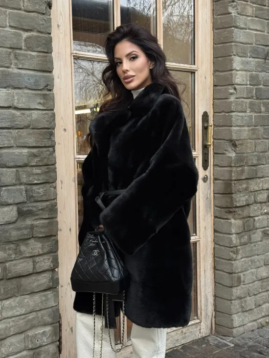 Меховое норковое полупальто из норки Blackglama с английским воротником