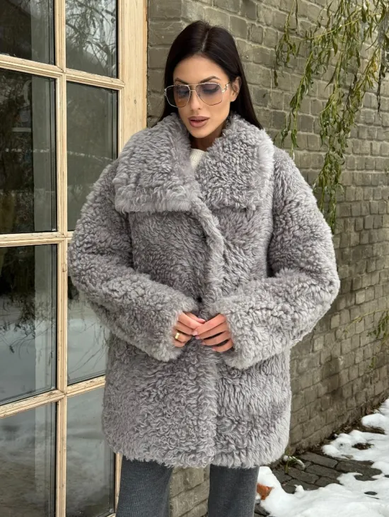 Короткая шубка - дублёнка из овчины