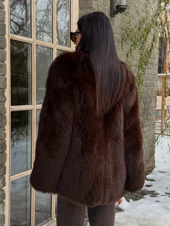 Шуба из меха песца цельные пластины Brown