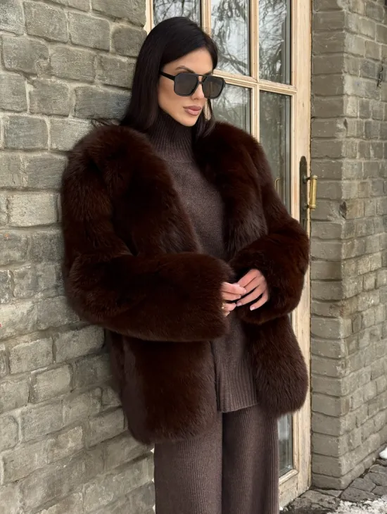 Шуба из меха песца цельные пластины Brown