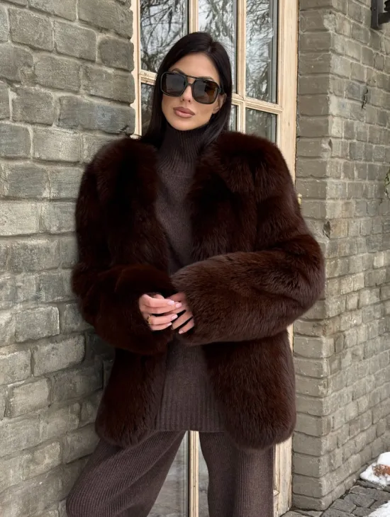 Шуба из меха песца цельные пластины Brown