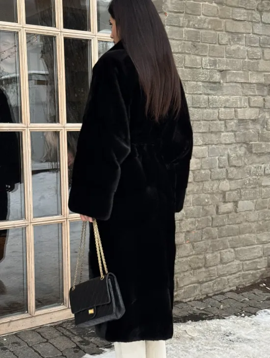 Шуба кимоно из норки Blackglama с английским воротником