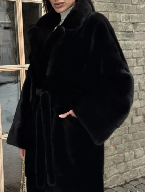 Шуба кимоно из норки Blackglama с английским воротником