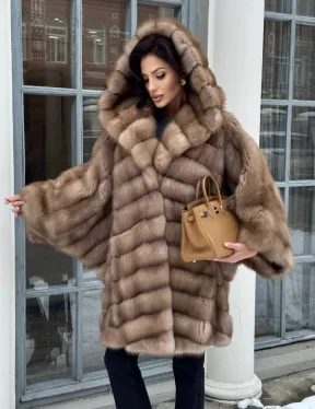 Шуба из меха куницы «летучая мышь»