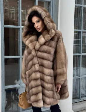 Шуба из меха куницы «летучая мышь»