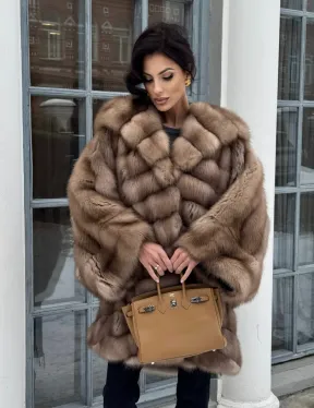 Шуба из меха куницы «летучая мышь»