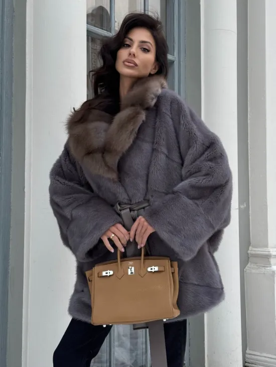 Полушубок летучая мышь из норки с воротником из куницы - цвет графит