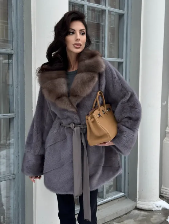 Полушубок летучая мышь из норки с воротником из куницы - цвет графит