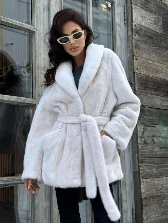 Светлый меховой жакет из норки с воротником шаль и меховым поясом - luxury fur
