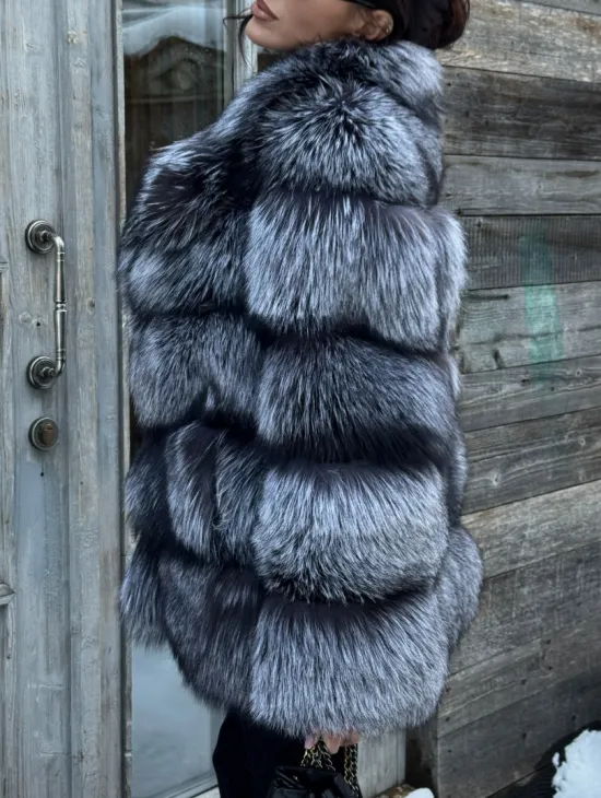 Шикарный полушубок из чернобурки Premium collection, английский воротник