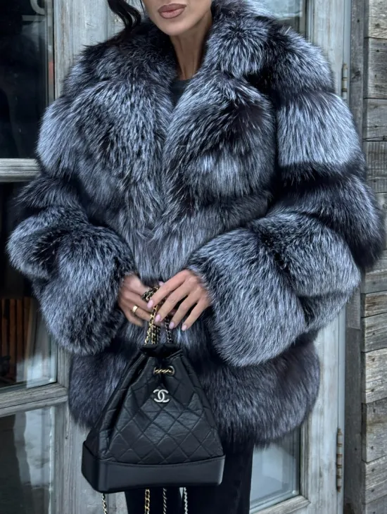 Шикарный полушубок из чернобурки Premium collection, английский воротник