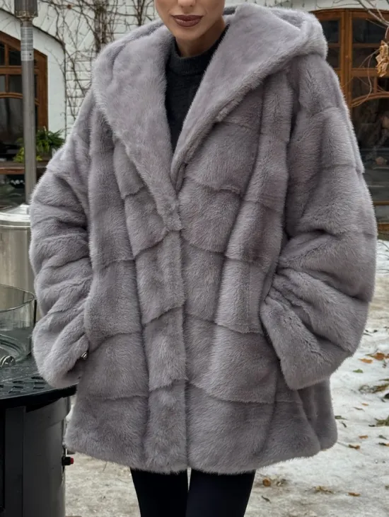 Полушубок норковый с капюшоном