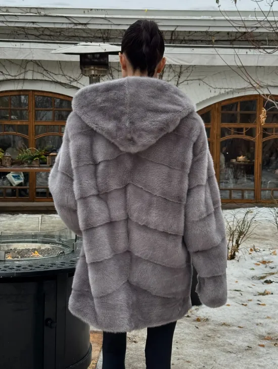 Полушубок норковый с капюшоном