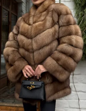 Полушубок из куницы с воротником V-образным