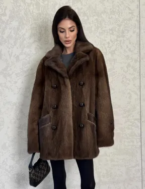 Шикарный норковый жакет с английским воротником и накладными карманами в цвете соболь