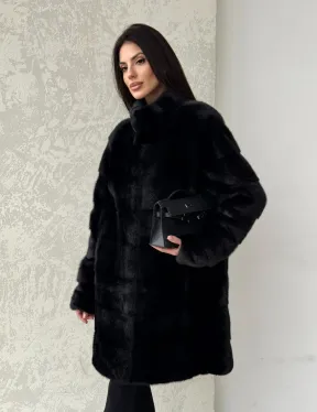Норковая шуба в черном цвете воротник стойка