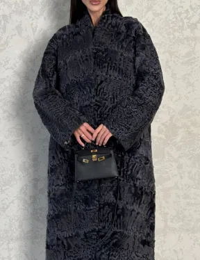 Длинная шуба из каракуля в цвете графит