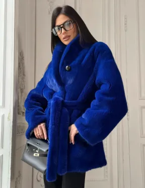 Полушубок из меха премиальной плюшевой норки Electric Blue