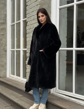 Шуба из норки Black в классической выкладке с воротником стойка-шаль